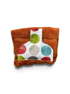 Hand towel to hang on an oven/kitchen or AGA rail. Fastened with a magnetic popper. Towel is grass green. Pattern placing on top varies. 
