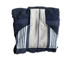 Hand towel to hang on a kitchen or AGA rail